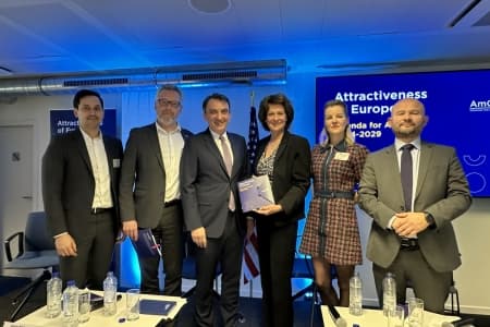 Presenting our Agenda for Action to European political parties